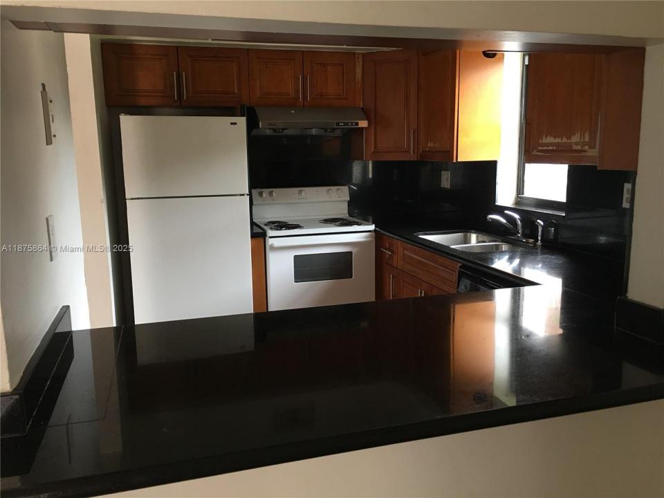 5825 W 25 Ct 304, Hialeah, Flórida 33016, Estados Unidos