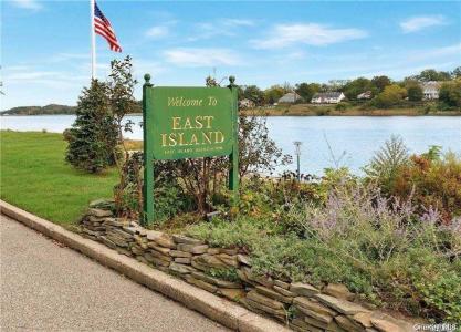 48 Westland Drive, Oyster Bay, Нью-Йорк 11542, Соединенные Штаты
