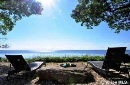 48 Westland Drive, Oyster Bay, Нью-Йорк 11542, Соединенные Штаты