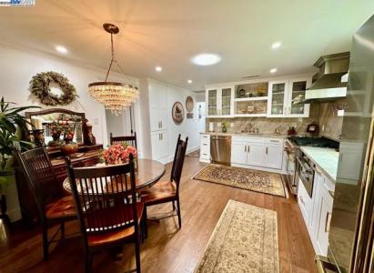 2nd St, Fremont, California 94536, Stati Uniti