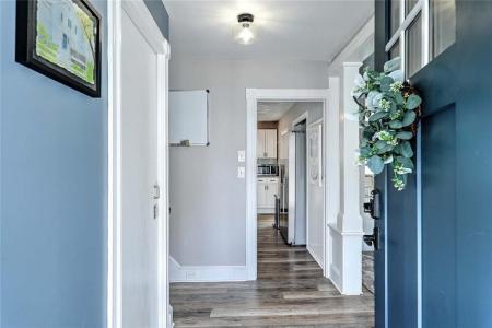 25 Ide Avenue, East Providence, Род Айленд 02914, Соединенные Штаты