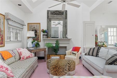 729 Bellevue Avenue Cottage, Newport, RI 02840, USA