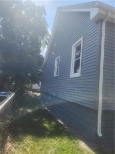15 South Carpenter Street, East Providence, Rhode Island 02914