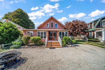 138 Sauga Avenue, North Kingstown, RI 02852, USA