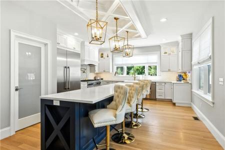 262 Douglas Pike, Smithfield, Rhode Island 02917, États-Unis