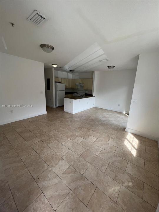 211 W 79th Pl 302, Hialeah, 플로리다 33014, 미국