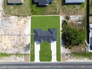 928/930 HEPBURN AVE, Lehigh Acres, Florida 33974
