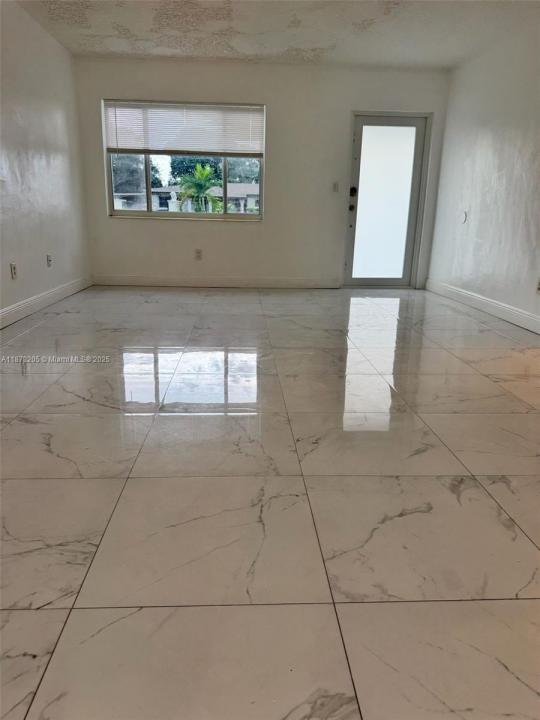 3400 NW 173rd Ter 1, Miami Gardens, فلوريدا 33056, الولايات المتحدة