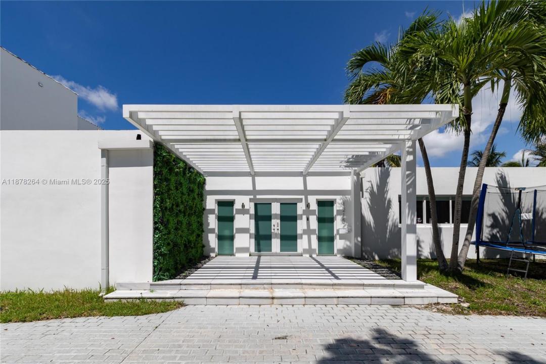 1215 N Biscayne Point Rd, Miami Beach, 佛羅里達州 33141, 美國