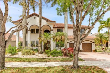 1242 Peregrine Way, Weston, Florida 33327, USA