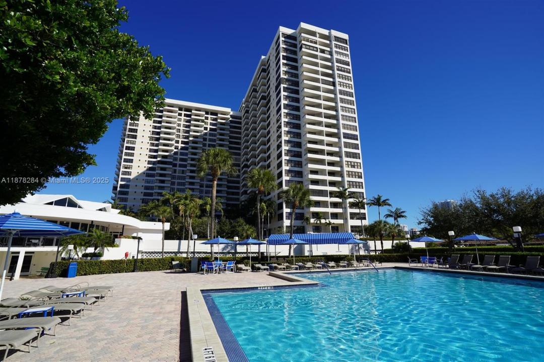 2500 Parkview Dr 2020, Hallandale Beach, 佛罗里达州 33009, 美国