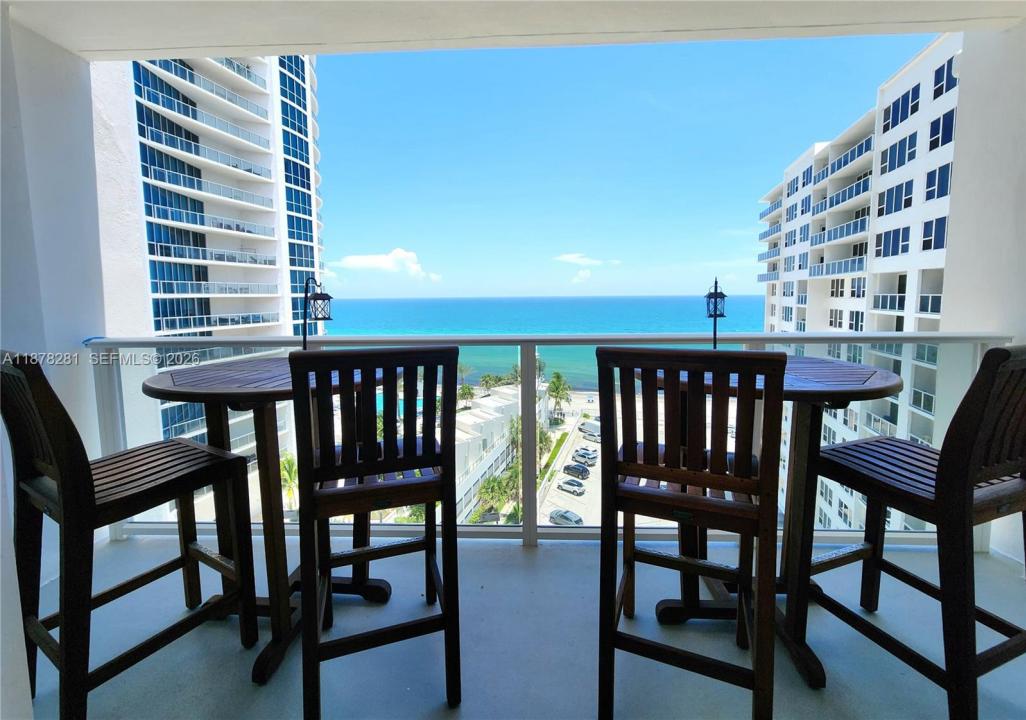 3505 S Ocean Dr 1006, Hollywood, Florida 33019, USA
