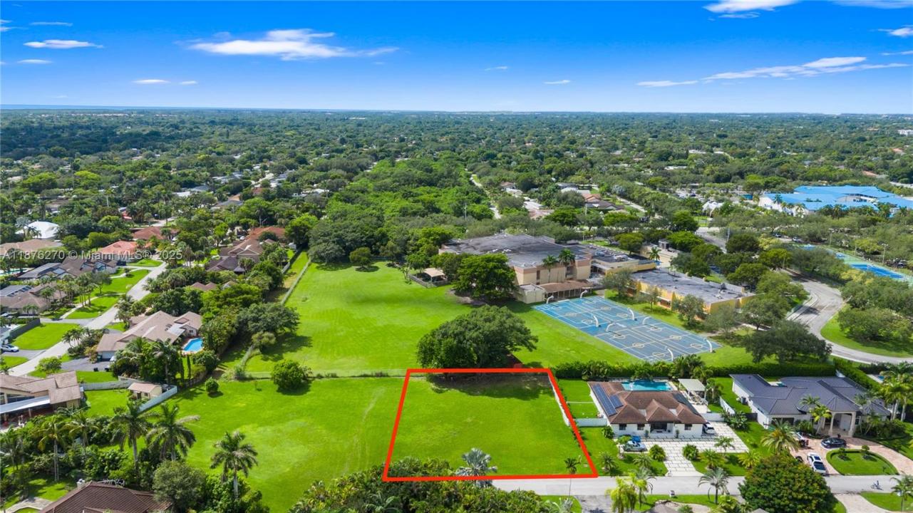 8800 SW 165th Ter, Palmetto Bay, Florida 33157
