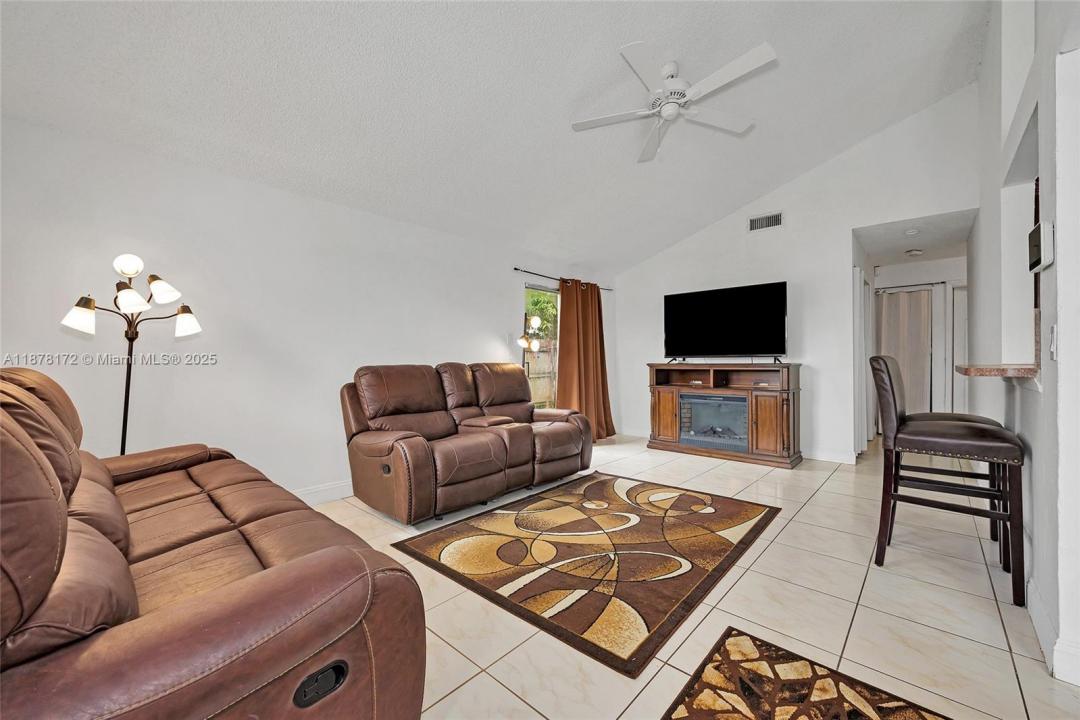 1720 SW 84th Ave, Miramar, Florida 33025