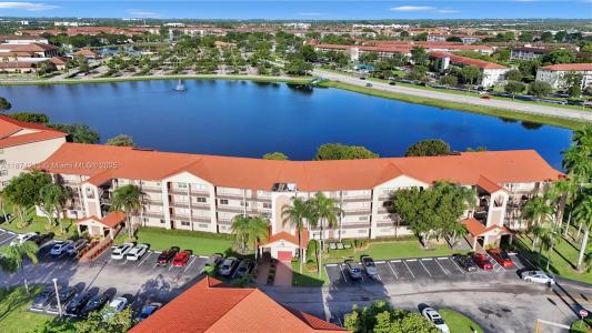 13001 SW 11th Ct 401A, Pembroke Pines, Florida 33027, USA