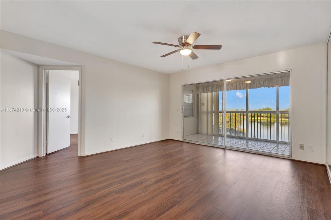13001 SW 11th Ct 401A, Pembroke Pines, 플로리다 33027, 미국