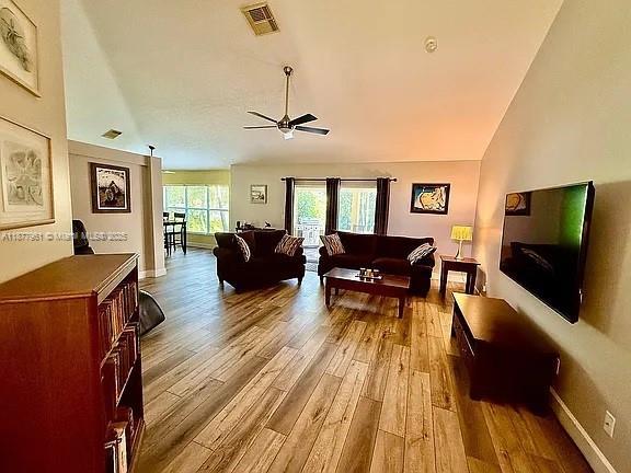 524 SW Crawfish Dr, Port St. Lucie, Florida 34953