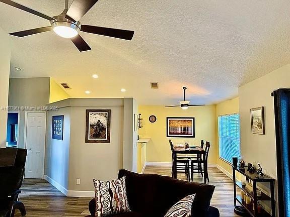 524 SW Crawfish Dr, Port St. Lucie, Florida 34953