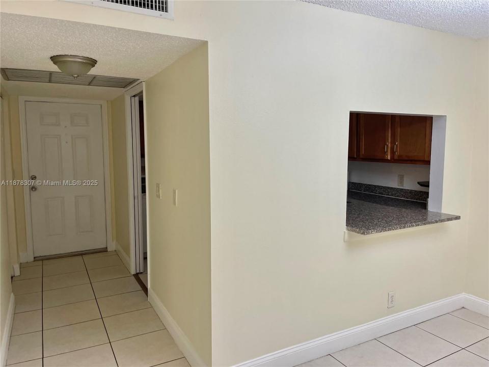 9461 Evergreen Pl 403, Davie, Florida 33324, HOA KỲ