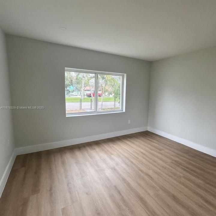 945 Sharazad Blvd, Opa-Locka, Florida 33054, USA