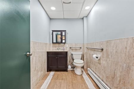 120 2nd Street S, North Hempstead, New York 11040, États-Unis