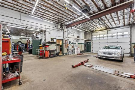 120 2nd Street S, North Hempstead, New York 11040, États-Unis