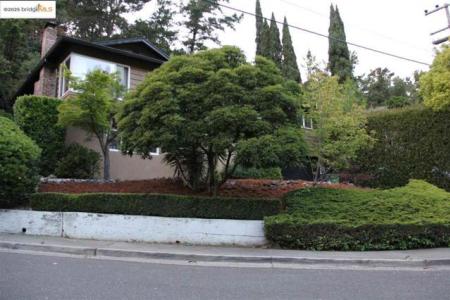 Elysian Fields Drive, Oakland, Калифорния 94605, Соединенные Штаты