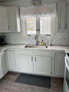 115 Holden Road, South Kingstown, Rhode Island 02879