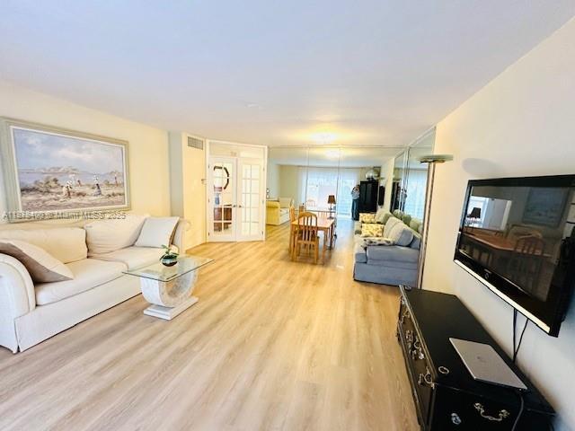 500 NE 14th Ave 204, Hallandale Beach, Florida 33009, Estados Unidos