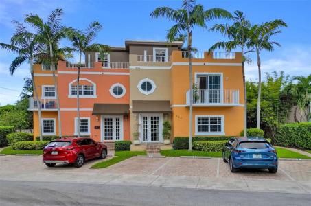624 NE 29th Dr D, Wilton Manors, Florida 33334