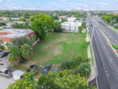2716 NE 14th Street Cswy, Pompano Beach, Floryda 33062, USA