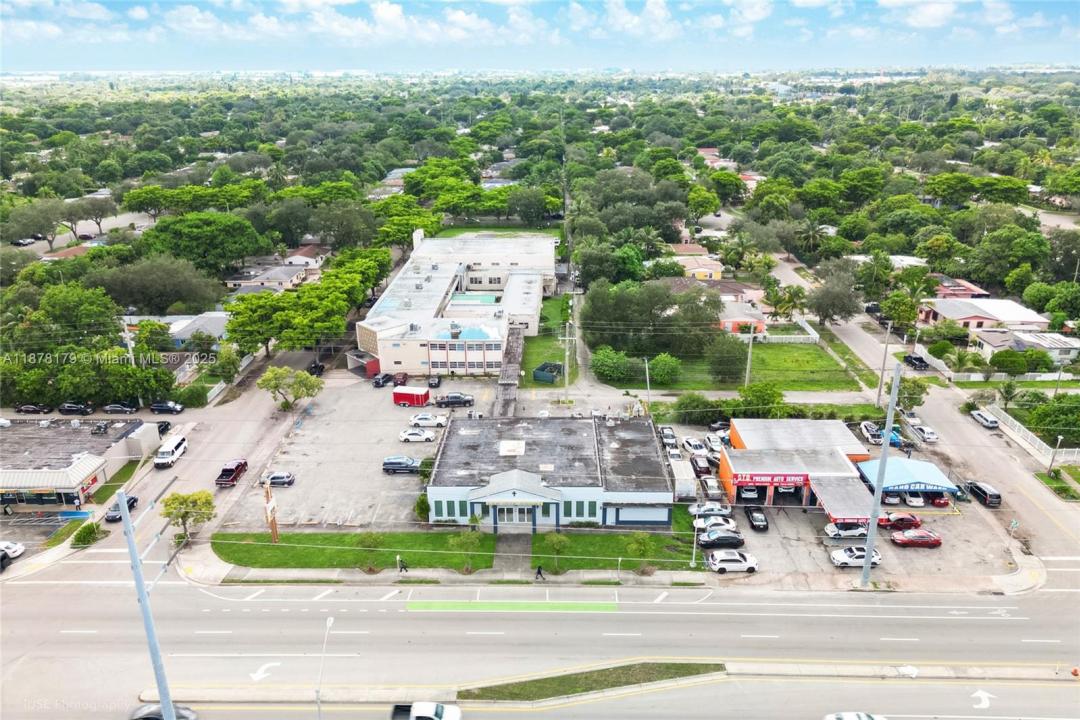 13242 NW 7th Ave, North Miami, Florida 33168
