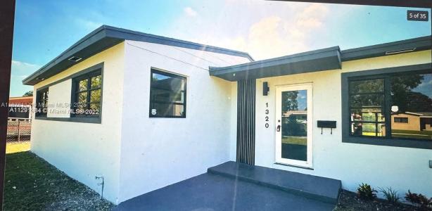 1320 NW 179th St, Miami Gardens, Florida 33169, USA