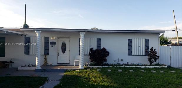 2525 NW 156th St, Miami Gardens, Florida 33054, USA