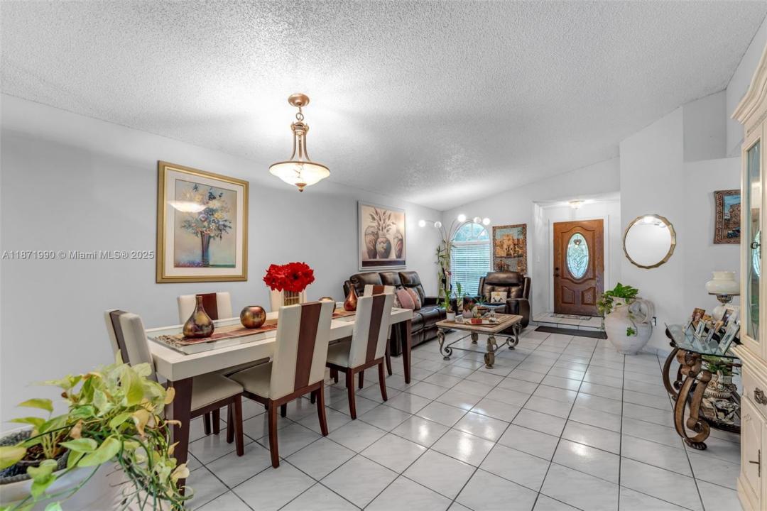 8101 SW 159th Ct, Miami, Florida 33193