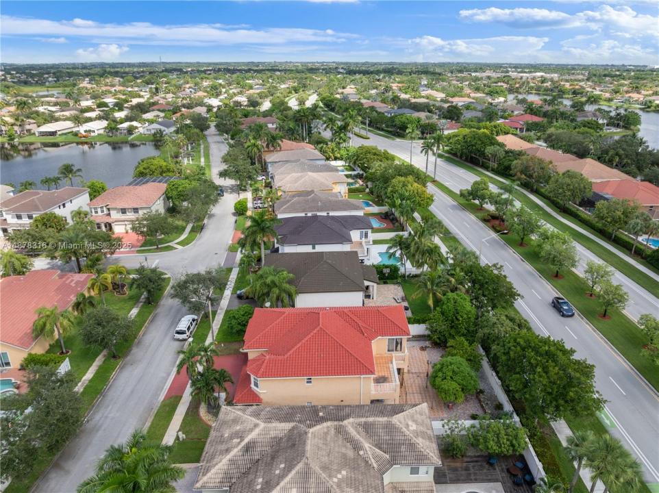 1443 SW 161st Ave, Pembroke Pines, فلوريدا 33027, الولايات المتحدة