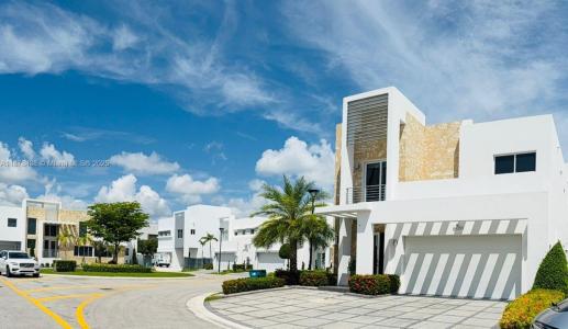 10359 NW 67th Ter 10359, Doral, 플로리다 33178, 미국