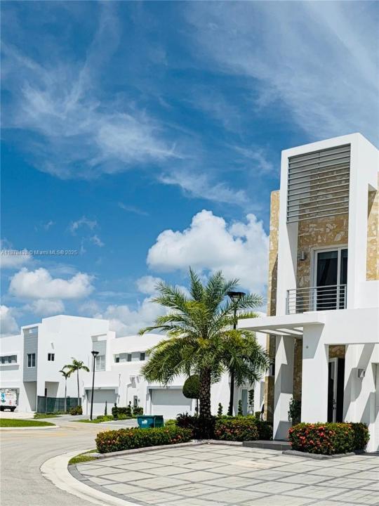 10359 NW 67th Ter 10359, Doral, フロリダ 33178, アメリカ合衆国