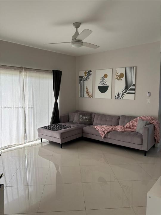 1851 NW 96th Ter 6B, Pembroke Pines, Floride 33024, États-Unis