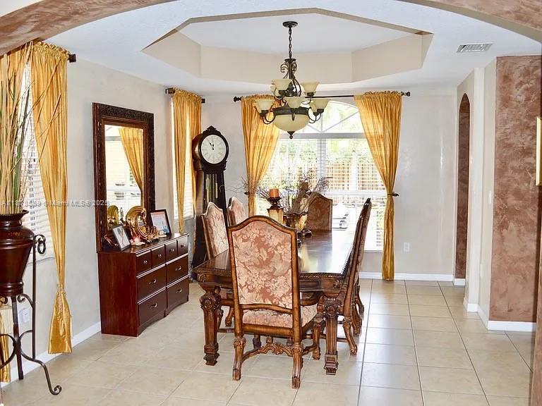 15601 SW 31st Ln, Miami, Floryda 33185, USA