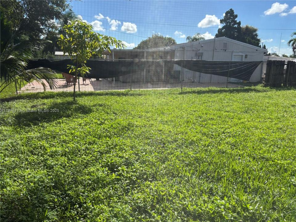 6329 Fletcher St, Hollywood, Florida 33023, USA