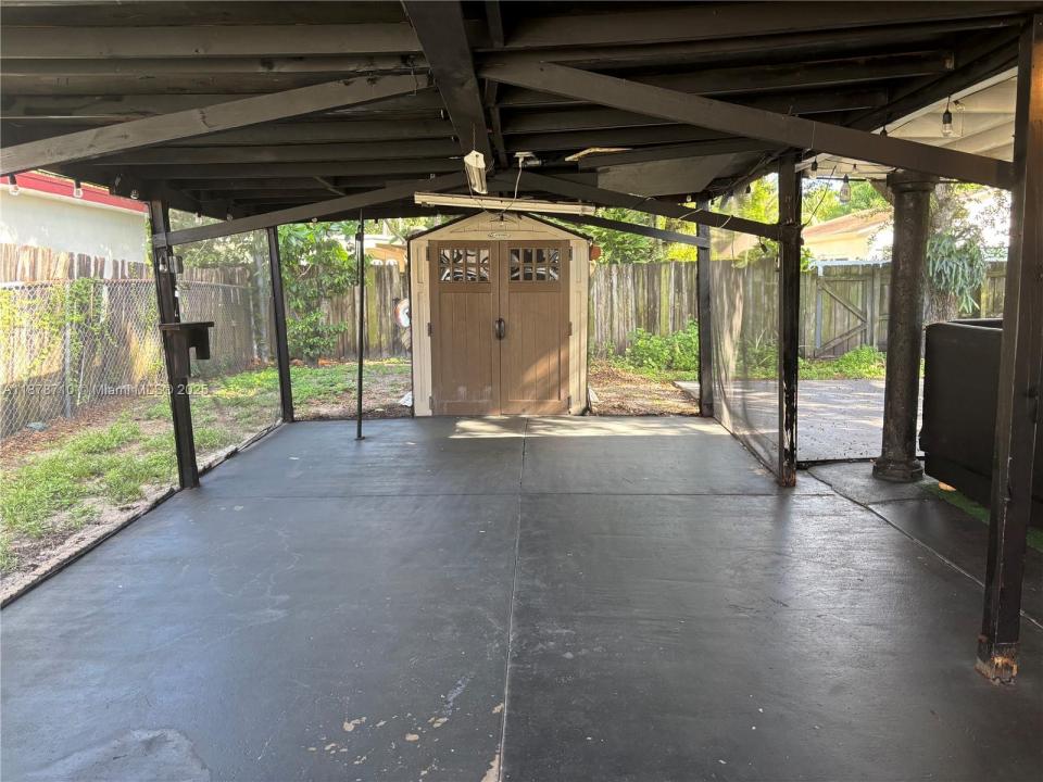 6329 Fletcher St, Hollywood, Florida 33023, USA
