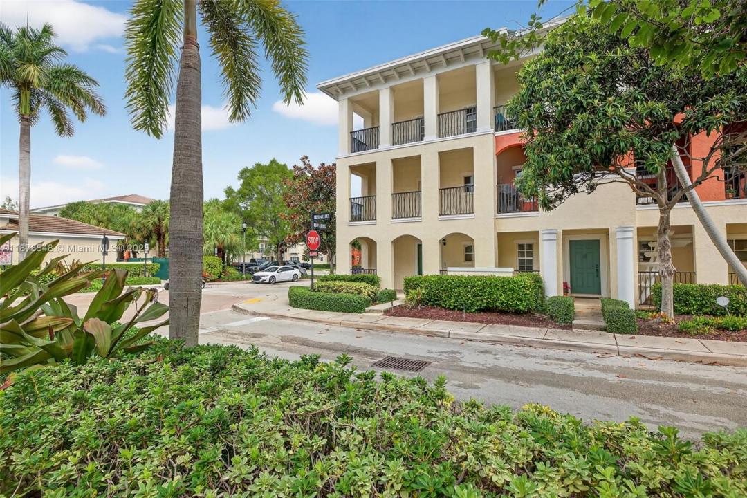 27 SW 6th Ct, Pompano Beach, Floryda 33060, USA