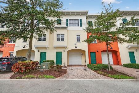 617 SW 1st Ave, Pompano Beach, Florida 33060, USA
