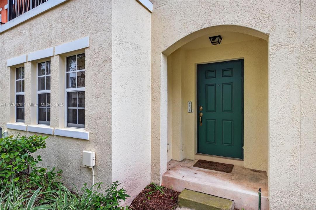 617 SW 1st Ave, Pompano Beach, Floryda 33060, USA