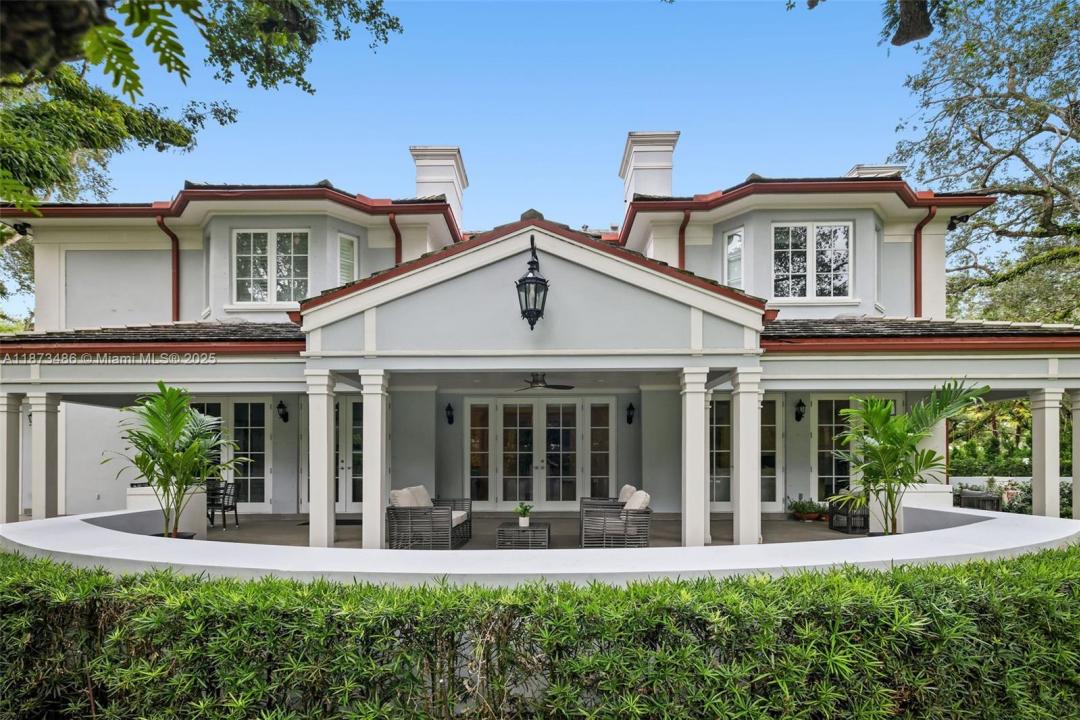 5400 Banyan Trl, Coral Gables, Florida 33156