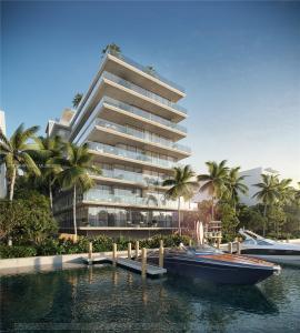 9781 E Bay Harbor Dr 201, Bay Harbor Islands, Florida 33154, USA