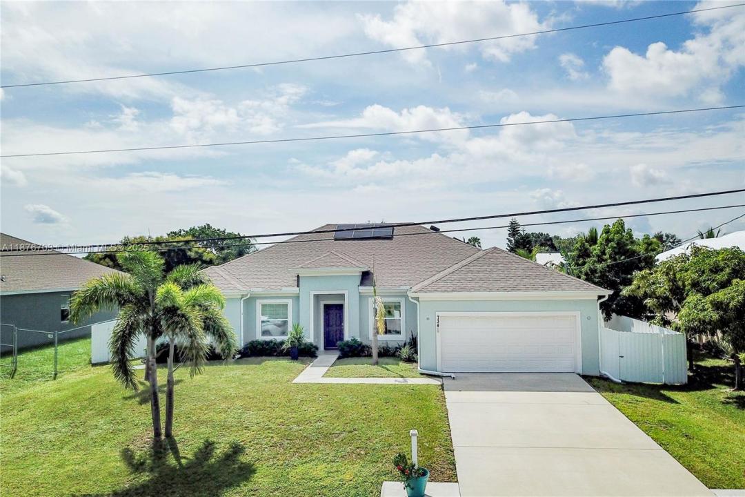 734 SW Crean Ter, Port St. Lucie, Floryda 34953, USA
