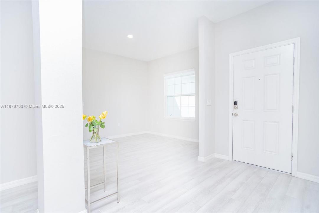 734 SW Crean Ter, Port St. Lucie, Floryda 34953, USA