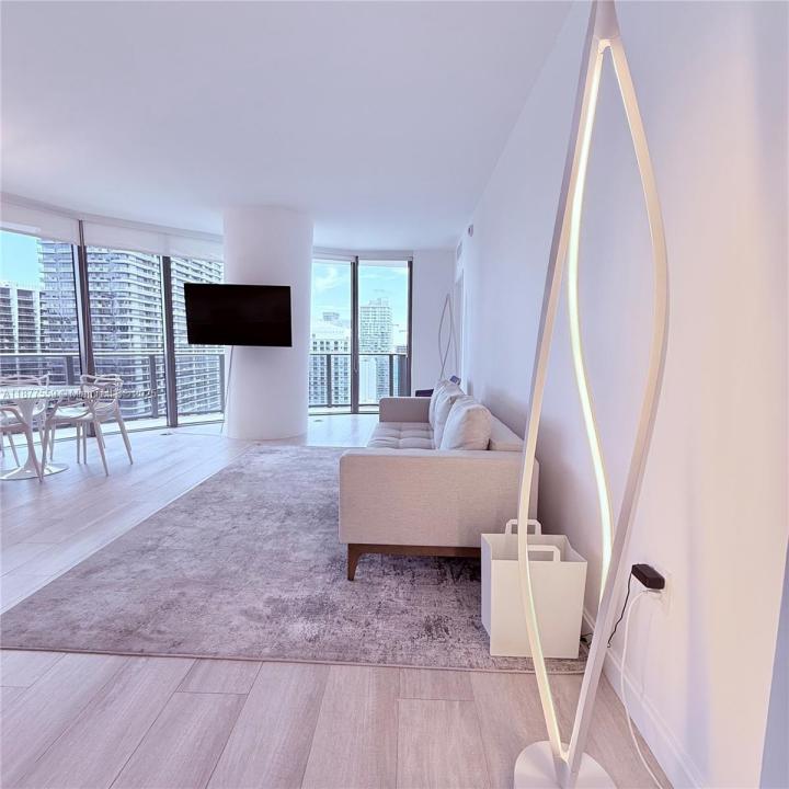 55 SW 9th St 4003, Miami, Florida 33130, HOA KỲ